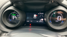 Toyota Yaris 1.5 Hybrid Design 5dr CVT Hybrid Hatchback